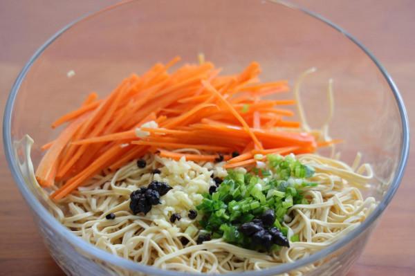 秋天大人孩子要多吃這道素菜,爽口開胃,營養豐富,做法還超簡單 秋天大人孩子要多吃這道素菜,爽口開胃,營養豐富,做法還超簡單