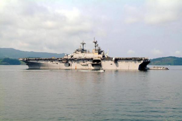 LHD“黃蜂”級兩棲攻擊艦圖集（222圖）