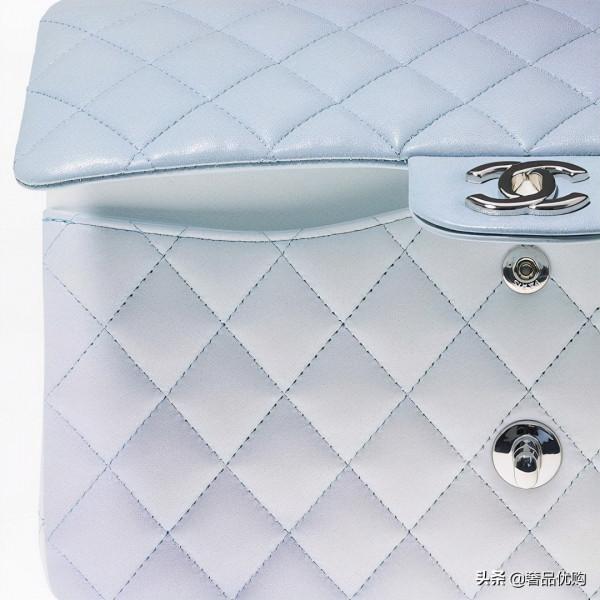 CHANEL新包 | 雲朵色系包包:水藍與淺紫色漸變 CHANEL新包 | 雲朵色系包包:水藍與淺紫色漸變