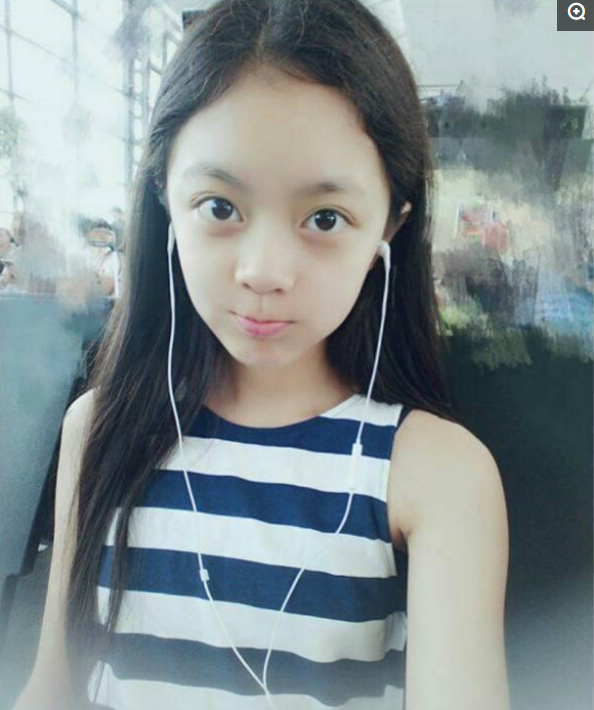 張嘉譯再一次把自己“閨女”帶火了網友：比關曉彤洋氣好多