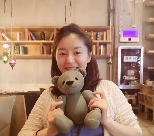 昔日女神嫁“醜男”、閃婚閃離、生雙胞胎，長得再美也未必能紅？