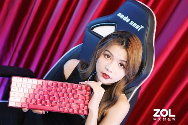 年度最紅的鍵盤 達爾優A84鍵盤圖賞 年度最紅的鍵盤 達爾優A84鍵盤圖賞