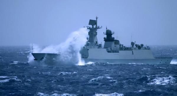 遼寧艦攜055前出宮古海峽,日本準航母跟蹤叫板 遼寧艦攜055前出宮古海峽,日本準航母跟蹤叫板