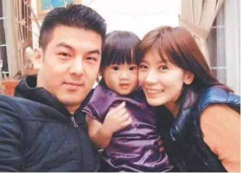 遺傳錯基因的星二代！明明媽媽是美人，他們卻挑著爸爸的缺點長