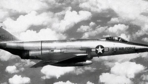 我軍飛行員違反禁令出海作戰,上級請求處分,毛主席為何通令嘉獎 我軍飛行員違反禁令出海作戰,上級請求處分,毛主席為何通令嘉獎