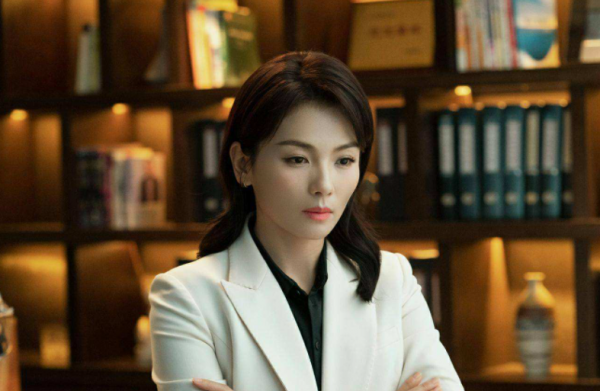 播2天,孟亮新劇收視大爆,輕鬆破1,央視選對劇本抽中了“王炸” 播2天,孟亮新劇收視大爆,輕鬆破1,央視選對劇本抽中了“王炸”