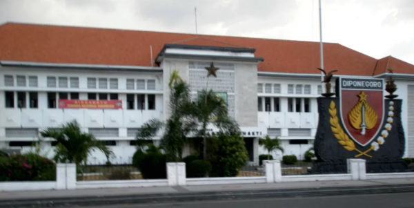 情懷與信仰——圖說千島之國閱滄海(下) 情懷與信仰——圖說千島之國閱滄海(下)