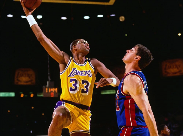 NBA紀實連載65:比喬丹還多一個MVP的賈巴爾,最好的超級中鋒 NBA紀實連載65:比喬丹還多一個MVP的賈巴爾,最好的超級中鋒