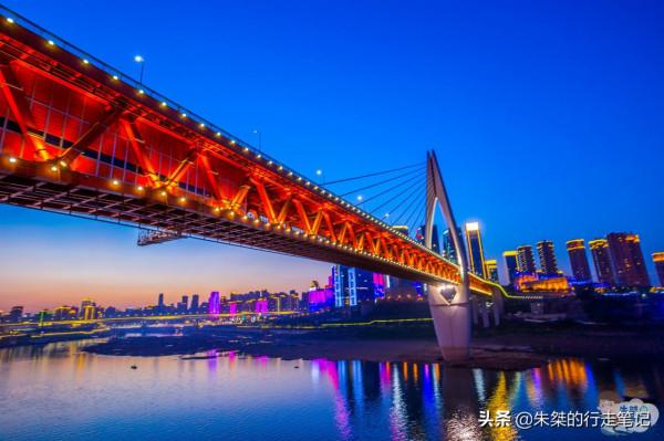 以迷人夜景瘋狂攬粉的幾個城市,看看哪一個是你最愛的? 以迷人夜景瘋狂攬粉的幾個城市,看看哪一個是你最愛的?