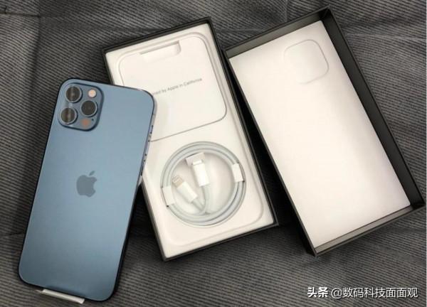 國內廠商贊同蘋果取消附贈充電頭,Anker為何要唱反調呢? 國內廠商贊同蘋果取消附贈充電頭,Anker為何要唱反調呢?