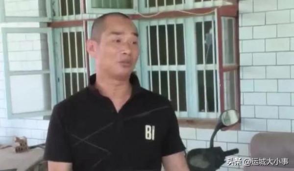 房子拆遷得百萬，3個兄妹提出一分不要，弟弟：拿錢也養不了父親