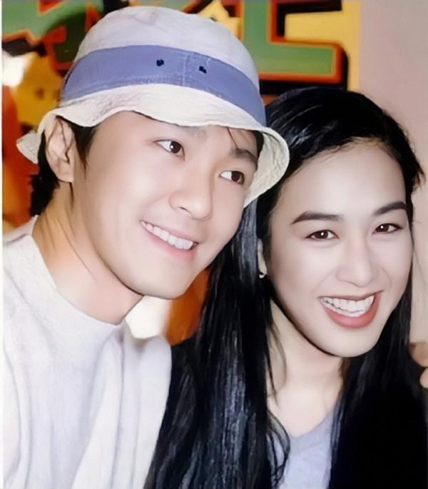 “人魚公主”鍾麗緹:為何怒甩著名音樂人,嫁小12歲的山東男人? “人魚公主”鍾麗緹:為何怒甩著名音樂人,嫁小12歲的山東男人?