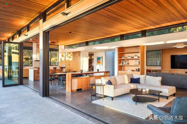 鋼筋混泥土房子加點木材作裝飾就可以做出獨特的現代風格木屋感覺