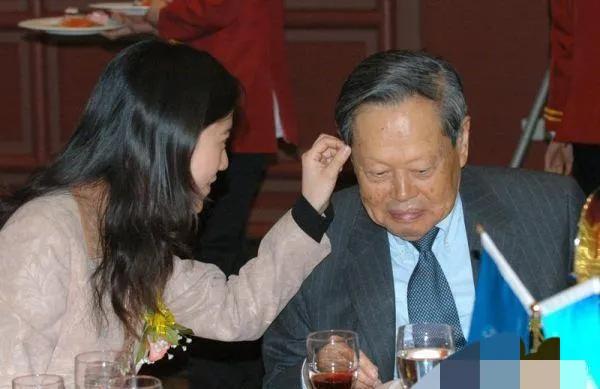 7對很難離婚的明星夫妻,有的誓要白頭,有的追求自由,各有所願 7對很難離婚的明星夫妻,有的誓要白頭,有的追求自由,各有所願