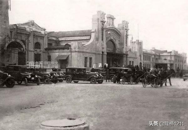 哈爾濱火車站，百張歷史老照片，四代站舍更替，你不一定見過