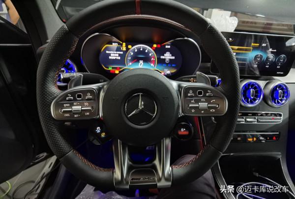 賓士AMG方向盤升級OLED旋鈕方案要怎麼選?邁卡庫來告訴你 賓士AMG方向盤升級OLED旋鈕方案要怎麼選?邁卡庫來告訴你