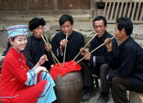 1937年一場血戰後,老喇嘛救下紅軍團長:給我弟弟當上門女婿吧 1937年一場血戰後,老喇嘛救下紅軍團長:給我弟弟當上門女婿吧