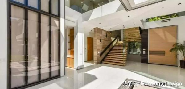 許家印甩賣美國豪宅鉅虧500萬美元還債：豪宅長什麼樣？