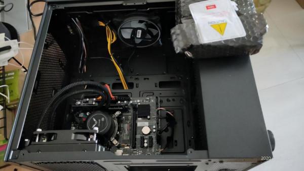 自己動手組裝電腦,主要就這麼幾點:3分鐘左右誰都能學會 自己動手組裝電腦,主要就這麼幾點:3分鐘左右誰都能學會