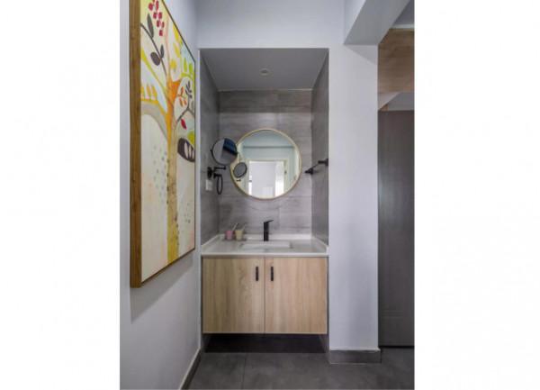 98平北歐風三居室舒適又溫馨，通頂的鞋櫃收納力強