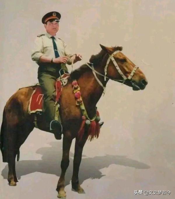 廖錫龍當了10年成都軍區副司令員，換了4位頂頭上司，都是誰？