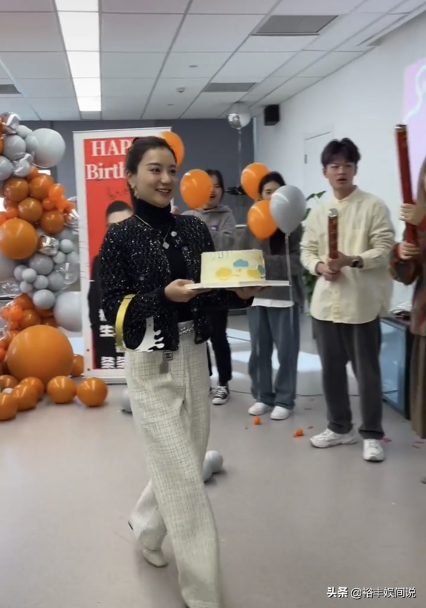 恭喜！鄰居曝千萬級網紅“猴哥說車”已經訂婚，過完年後將會結婚