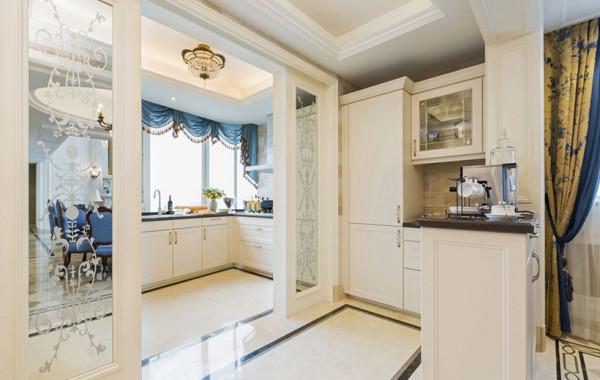 500平歐式力求細節處將獨到的高貴優雅詮釋得淋漓盡致 500平歐式力求細節處將獨到的高貴優雅詮釋得淋漓盡致