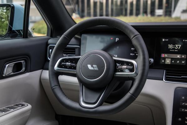 理想好還是蔚來好?兩車對比後,老司機:一個賭未來,一個看當下 理想好還是蔚來好?兩車對比後,老司機:一個賭未來,一個看當下