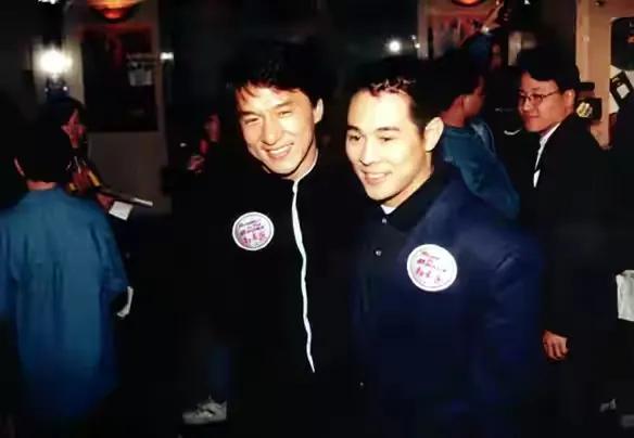 梅豔芳被掌摑，李連杰經紀人被槍殺，為何卻沒人敢惹張敏？