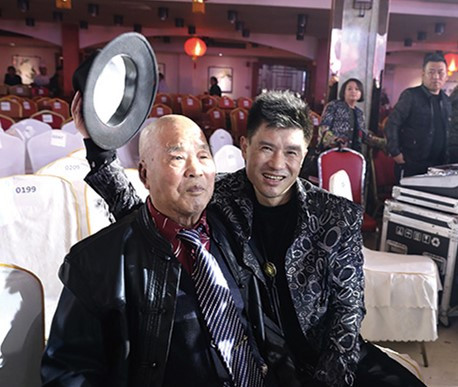 演唱《渴望》主題歌和插曲的3位著名歌手，人生的命運讓人唏噓