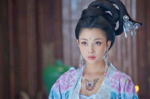 巴山楚水出美人！這12位川渝女明星全部都是高顏值，蔣勤勤排第一