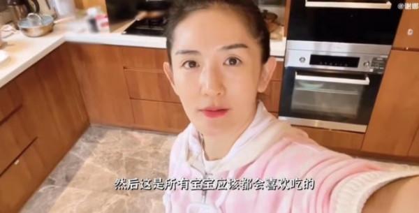 謝娜分享給寶寶做飯的過程,網友:對比之下,感覺自家娃野蠻生長 謝娜分享給寶寶做飯的過程,網友:對比之下,感覺自家娃野蠻生長