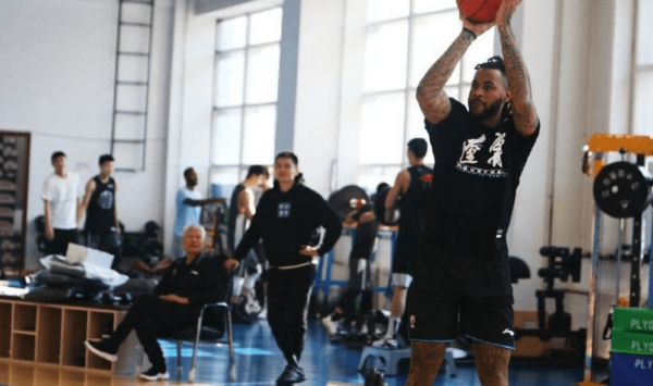 楊鳴學聰明瞭！引進全能魔獸專打廣東軟肋 杜鋒十分依賴一悍將發揮