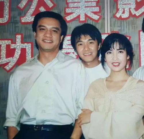 一組周慧敏的老照片曝光，一定有你沒見過的