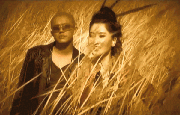 &OpenCurlyDoubleQuote;人間清醒&rdquo;鳳凰傳奇：打了多少因分賬不均，鬧掰解散組合的臉？