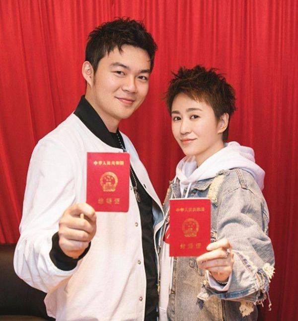 馬麗：27歲成名，36歲嫁小10歲丈夫，因一部電影與沈騰避嫌6年