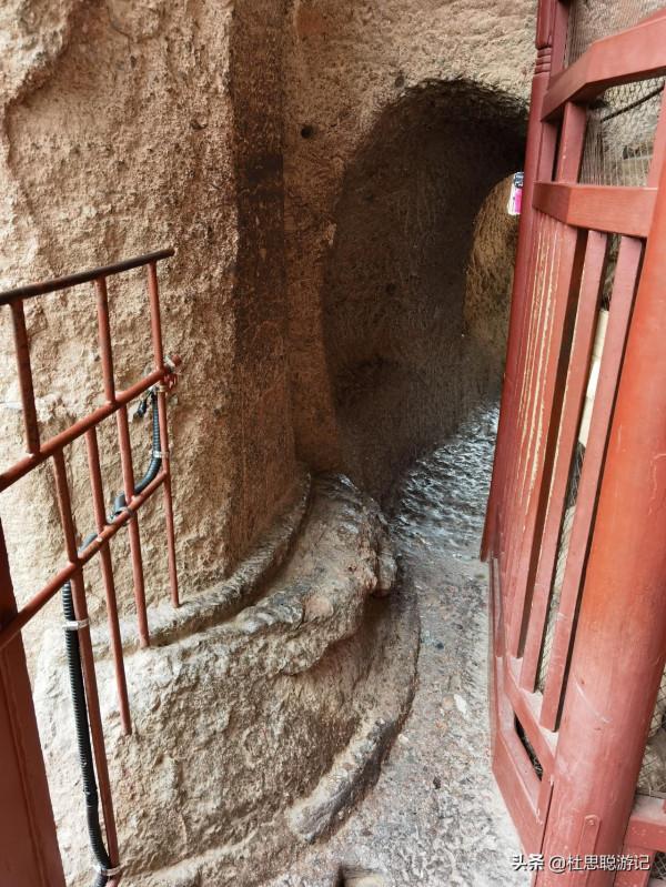 漢EV自駕甘肅,探訪中國四大石窟之一的麥積山石窟,震撼 漢EV自駕甘肅,探訪中國四大石窟之一的麥積山石窟,震撼