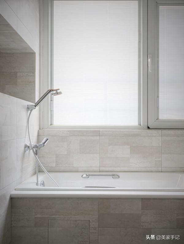 她家很樸素,造型和裝飾也很少,可一進門就把我迷住!太有品味了 她家很樸素,造型和裝飾也很少,可一進門就把我迷住!太有品味了