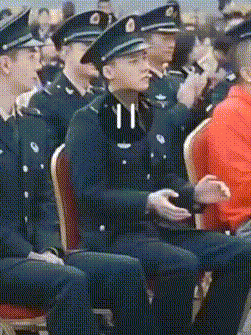 同樣是演軍人，肖戰張譯氣場強，黃景瑜像小混混，差別在於體態？