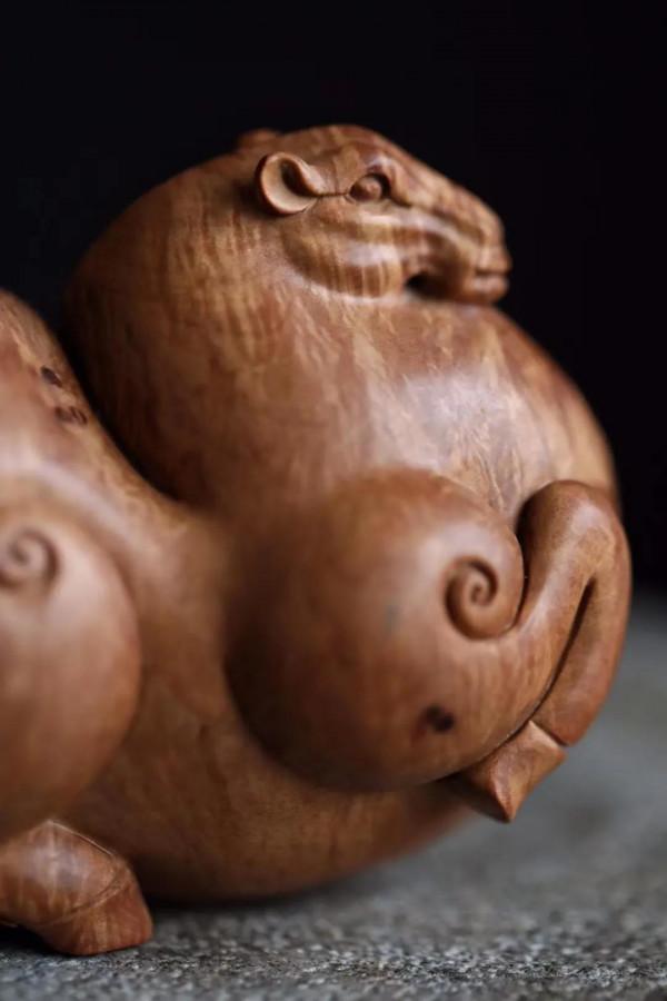 水波盈盈！好漂亮的老山檀香木雕唐馬