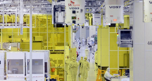 手越伸越長!美禁止在華韓企引入光刻機,青瓦臺還能不能站起來? 手越伸越長!美禁止在華韓企引入光刻機,青瓦臺還能不能站起來?