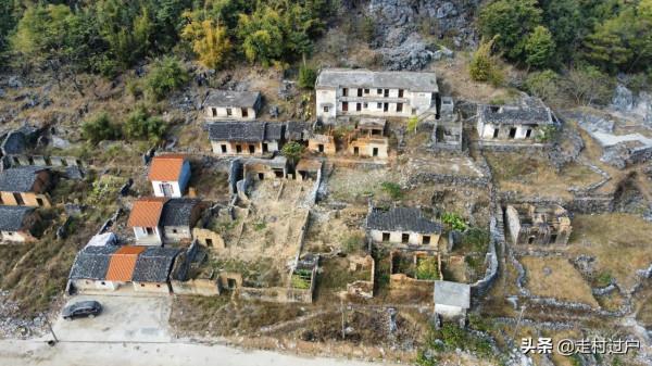 英德巖背石頭城，風光獨特，這裡有傳說中的寶藏