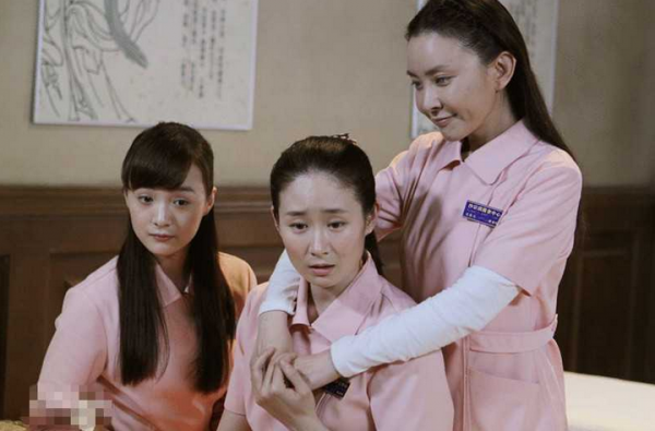 離開鄉村愛情10年，觀眾只認識她，王亞彬離開趙本山後去哪了？