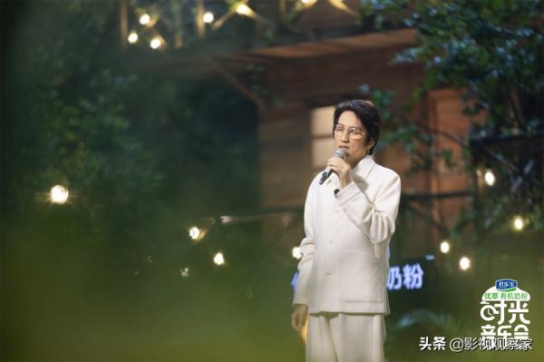 太會玩！本期《時光音樂會》表演形式大不同KTV點歌唱出人生故事