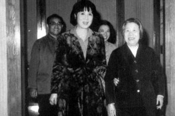 王玉齡：張靈甫第三任妻子，19歲守寡一生，寧餓死也不領撫卹金