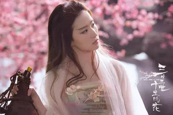 同名影視劇角色大PK:楊冪劉亦菲神仙比美,金喜善白冰不分上下 同名影視劇角色大PK:楊冪劉亦菲神仙比美,金喜善白冰不分上下