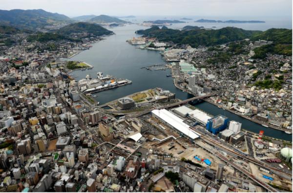 日本小地方郵局局長搖身變土豪,花7000萬吃喝,幾個億買房!還有21輛車 日本小地方郵局局長搖身變土豪,花7000萬吃喝,幾個億買房!還有21輛車