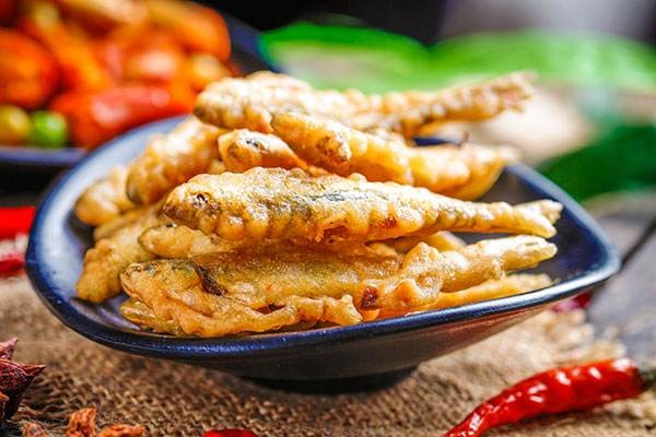 骨質疏鬆可防也可治，提醒：學會3個妙招，骨頭鈣質不流失