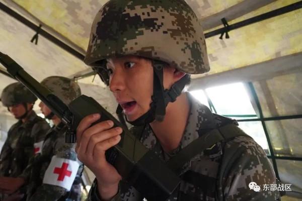 拼!拼!拼!衛生女兵請求出戰 拼!拼!拼!衛生女兵請求出戰