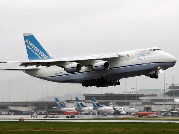 俄軍1天出動76架大型運輸機空降一個特戰旅，別國有能力模仿嗎？